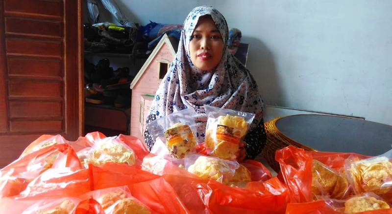 Gurihnya Peyek Wak Er Buat Ginem Harus Punya Stok 10 Kg Tiap Hari